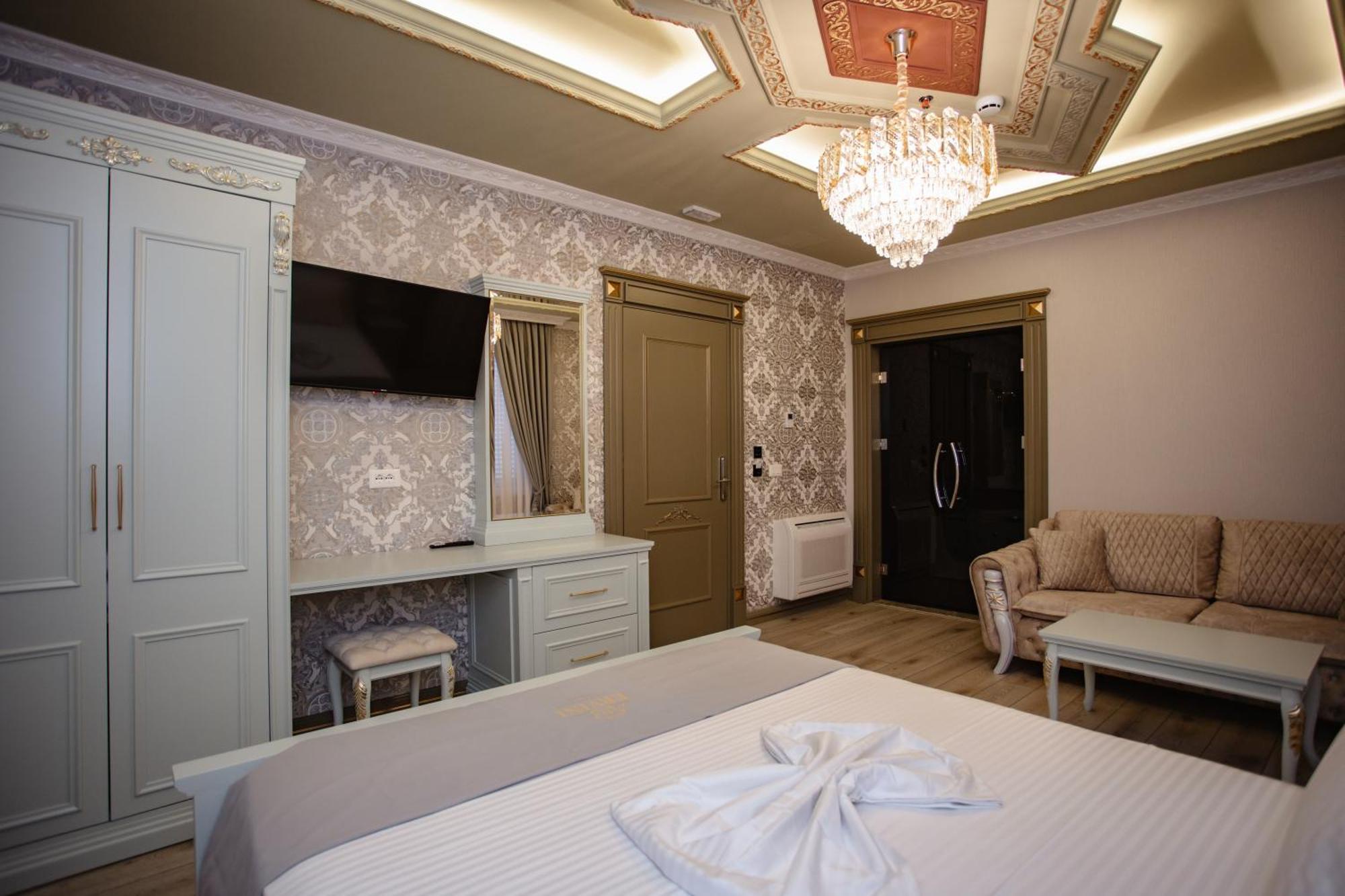 Ervini Boutique Hotel ชโคเดอร์ ภายนอก รูปภาพ