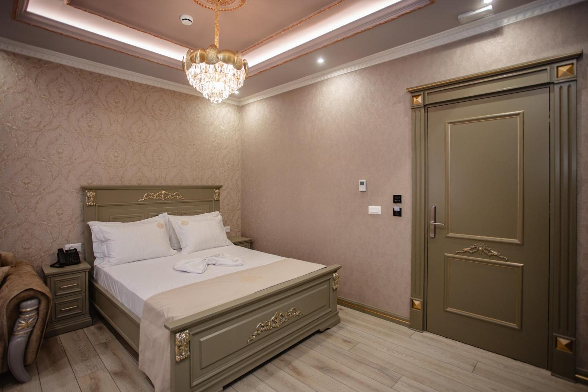 Ervini Boutique Hotel ชโคเดอร์ ภายนอก รูปภาพ