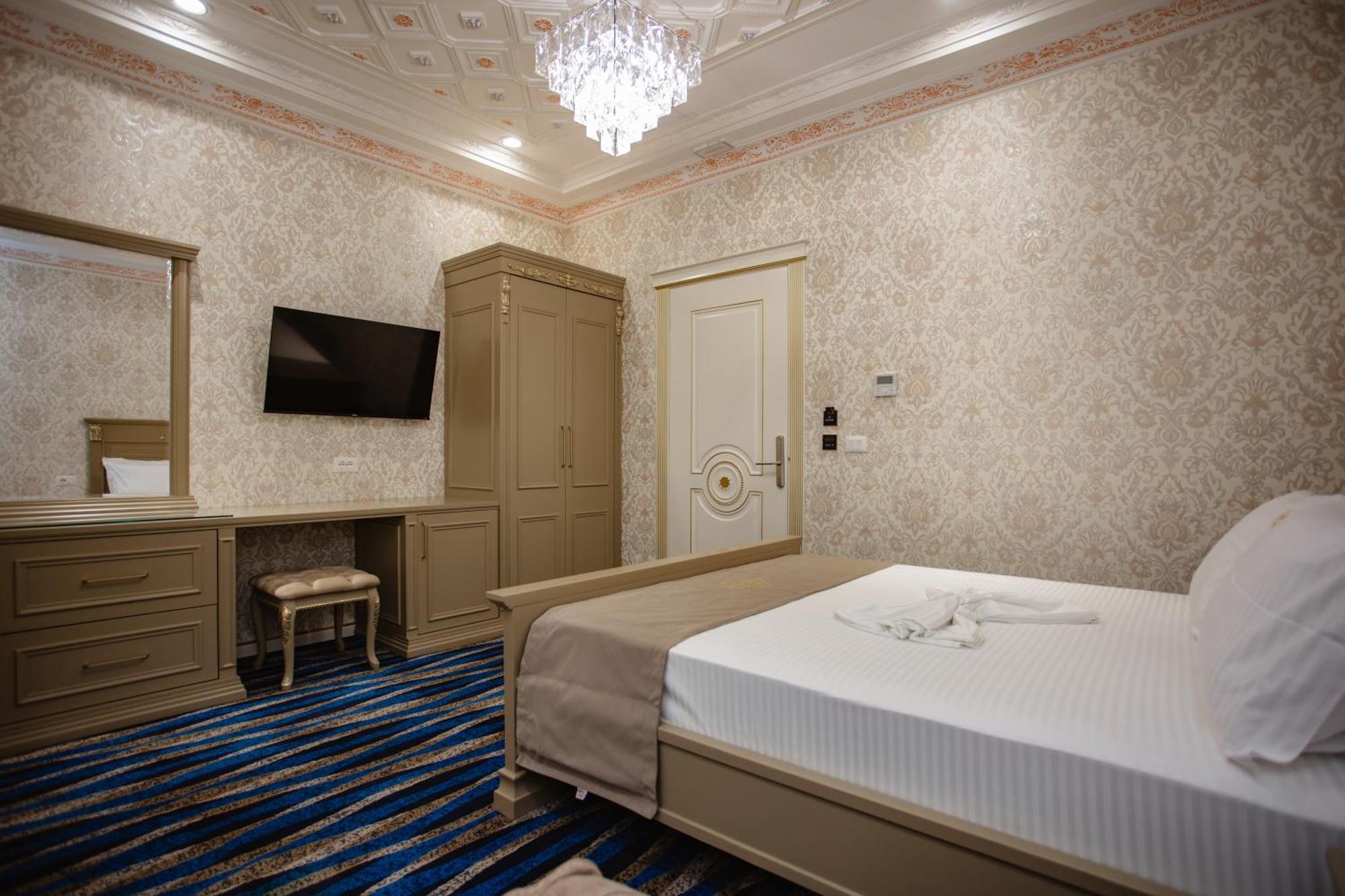 Ervini Boutique Hotel ชโคเดอร์ ภายนอก รูปภาพ