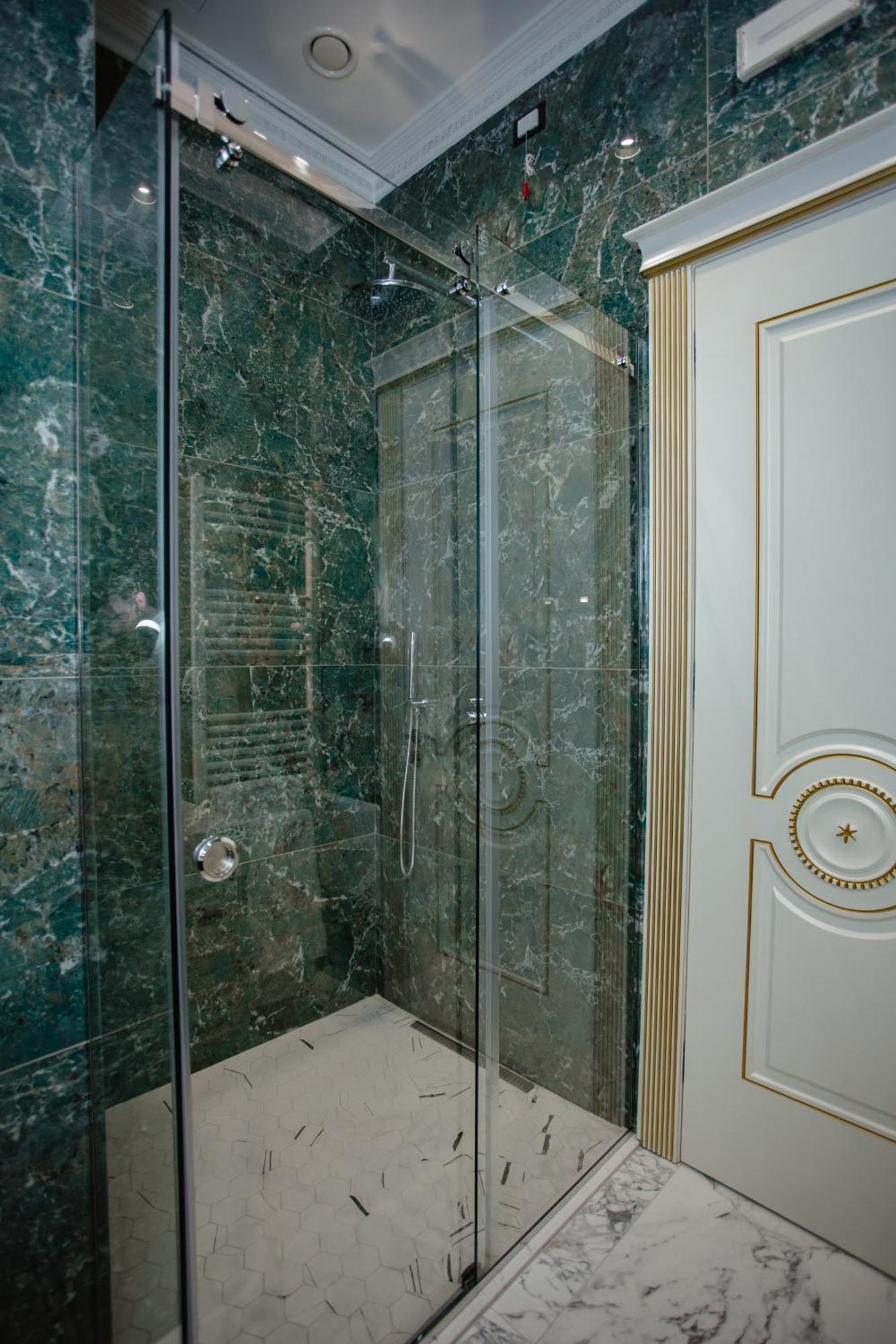 Ervini Boutique Hotel ชโคเดอร์ ภายนอก รูปภาพ