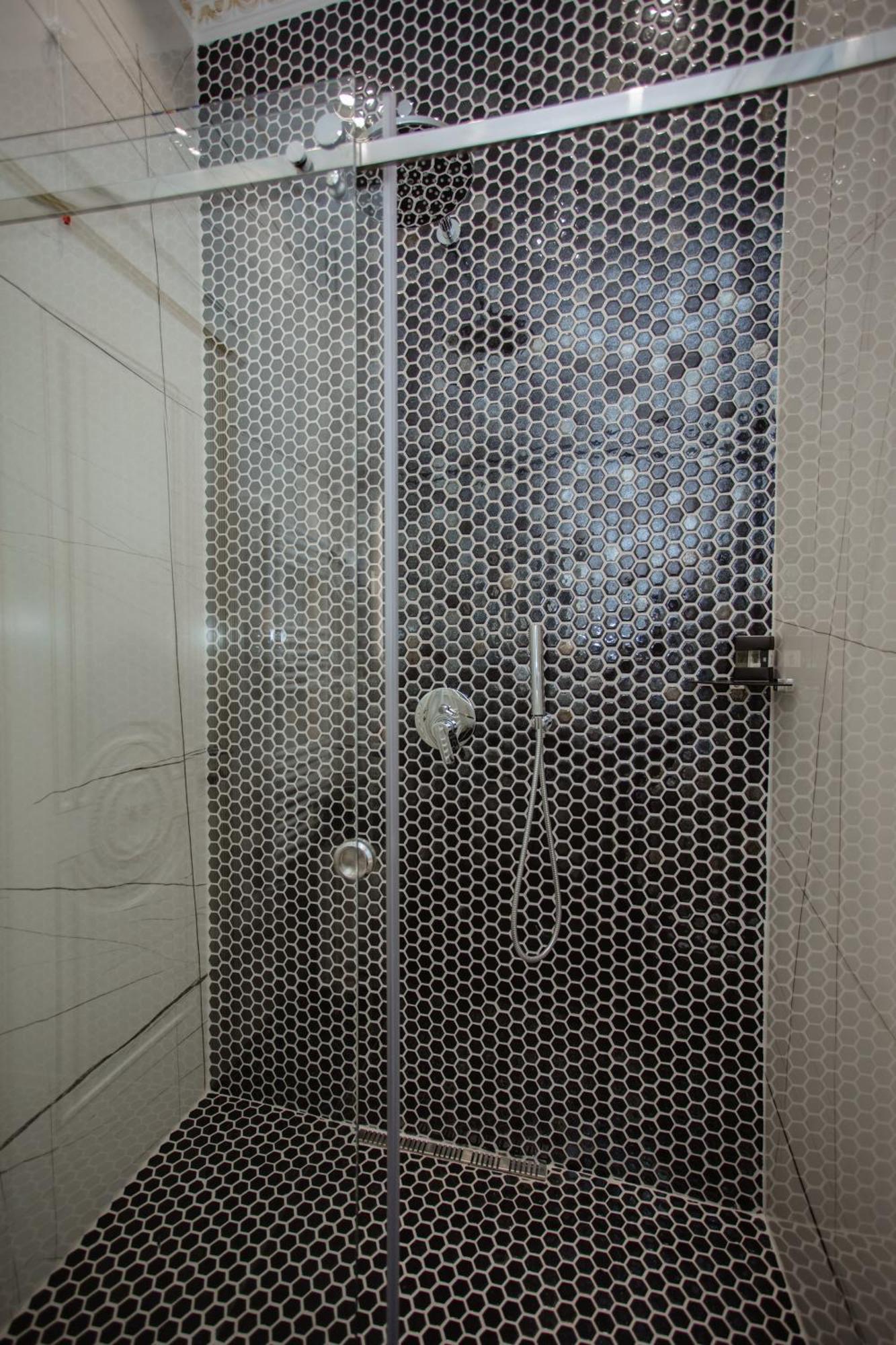 Ervini Boutique Hotel ชโคเดอร์ ภายนอก รูปภาพ
